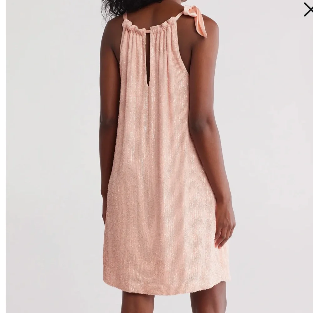 NWT TRINA TURK Daria‎ Sequin Shift Dress